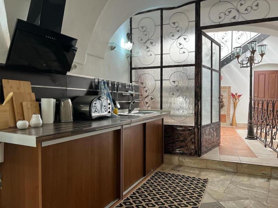 City Center Apartment Banská Bystrica Eksteriør billede